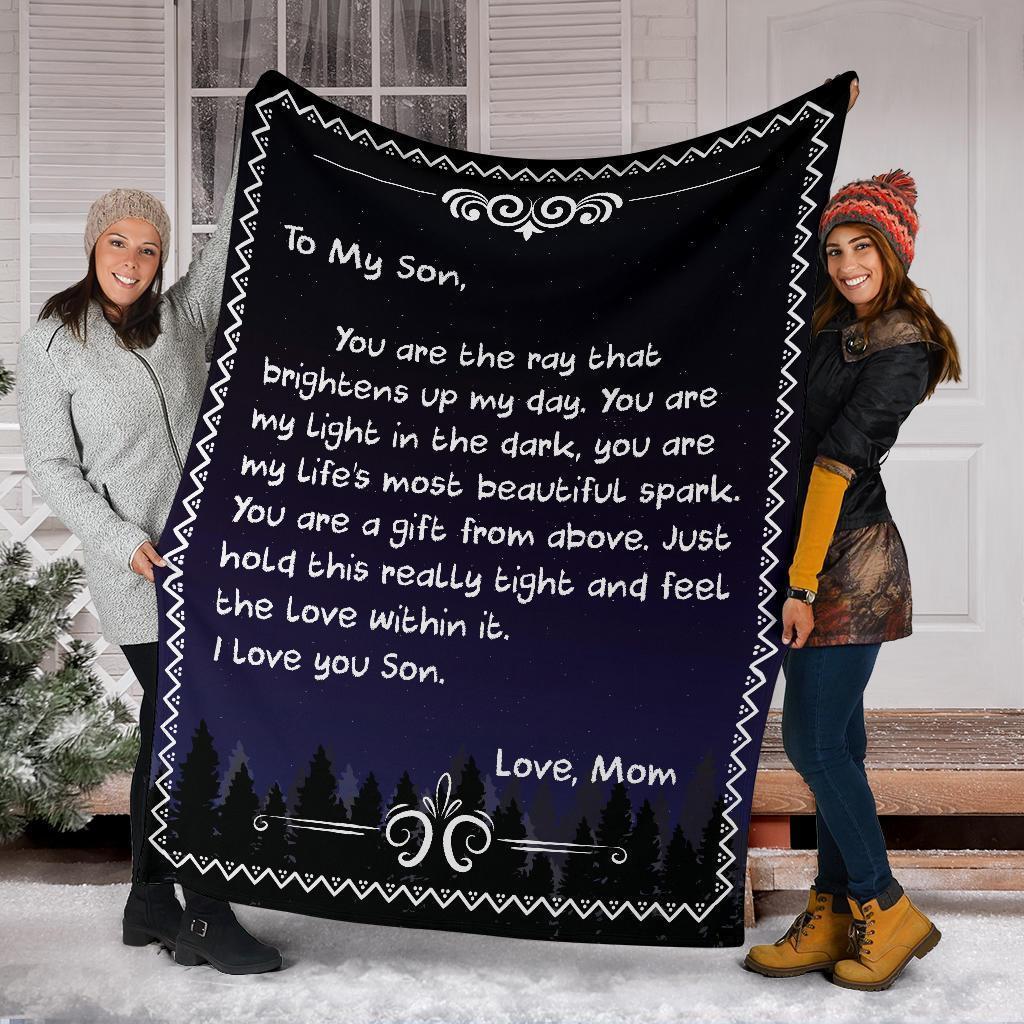 to my son you are my light in the dark love mom full printing blanket 3