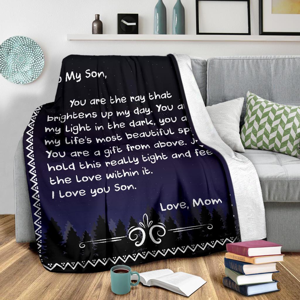 to my son you are my light in the dark love mom full printing blanket 4
