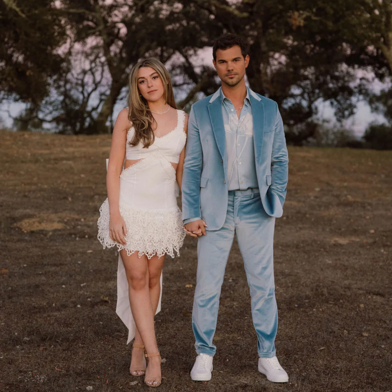 "Bride-groom of the year" named "handsome werewolf" Taylor Lautner and his wife Taylor dome