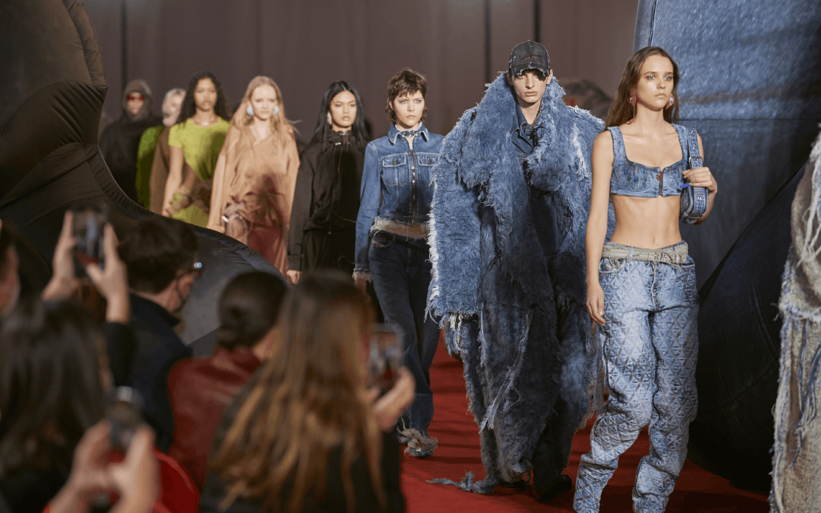 Highlight the events not to be missed in the fashion industry in 2023
