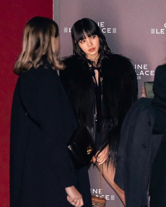 Lisa created a global trend when attending the show Celine men autumn winter 2023